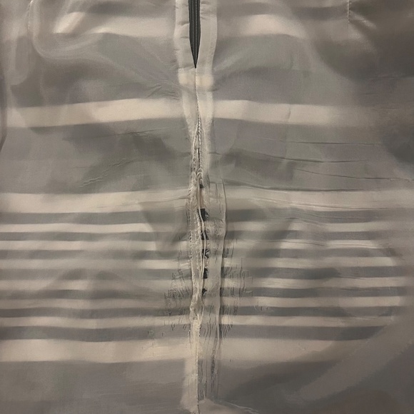 Calvin Klein Grey & White Striped Sheath Dress with Belt – Size 10 - Picture 5 of 5